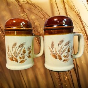 McCoy Style Brown and Tan Wheat Design Salt and Pepper Set, Vintage and Country